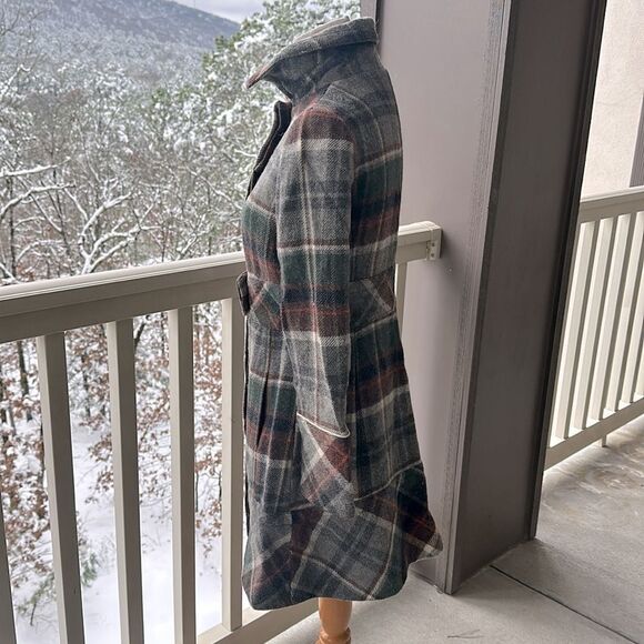 COPY - Zara Basic Plaid Wool Coat - Picture 5 of 11